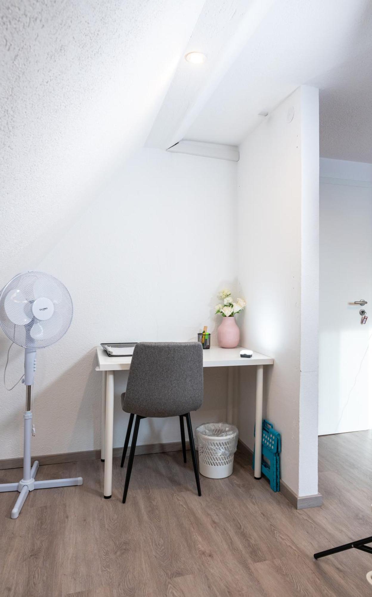 Modern House With Pool - 3 Bedrooms 2 Bathrooms 메밍겐 외부 사진